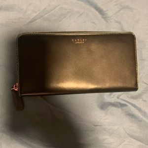 Radley Zip around wallet